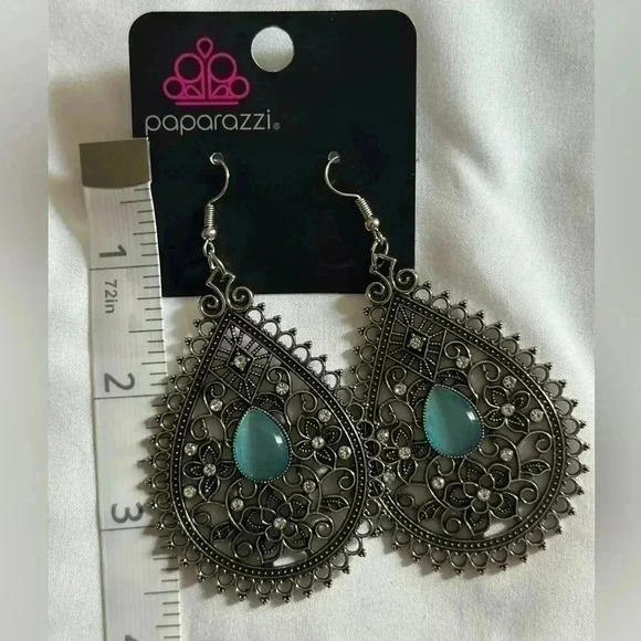 Blue Cat Eye Earrings - Picture 4 of 4